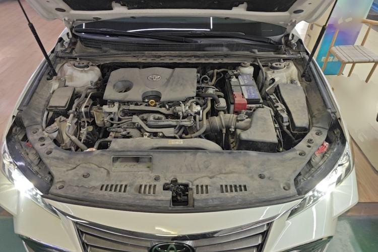 Used Toyota Avalon 2019 2.0L XLE Premium Edition China VI Engine Bay