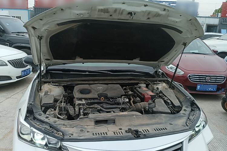 Used Toyota Avalon 2019 2.0L XLE Premium Edition China VI Engine Bay