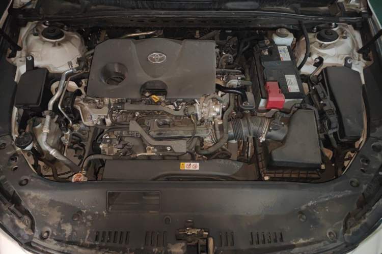 Used Toyota Avalon 2019 2.0L Luxury Edition China VI Standard Engine Bay