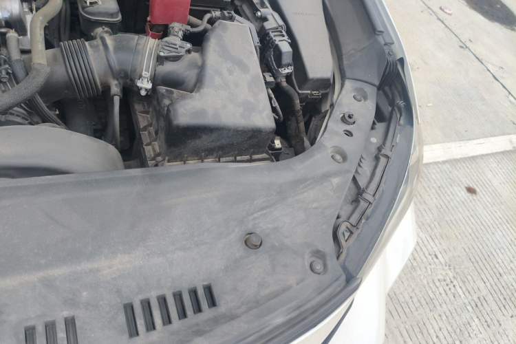 Used Toyota Avalon 2019 2.0L Luxury Edition China VI Standard Engine Bay Left