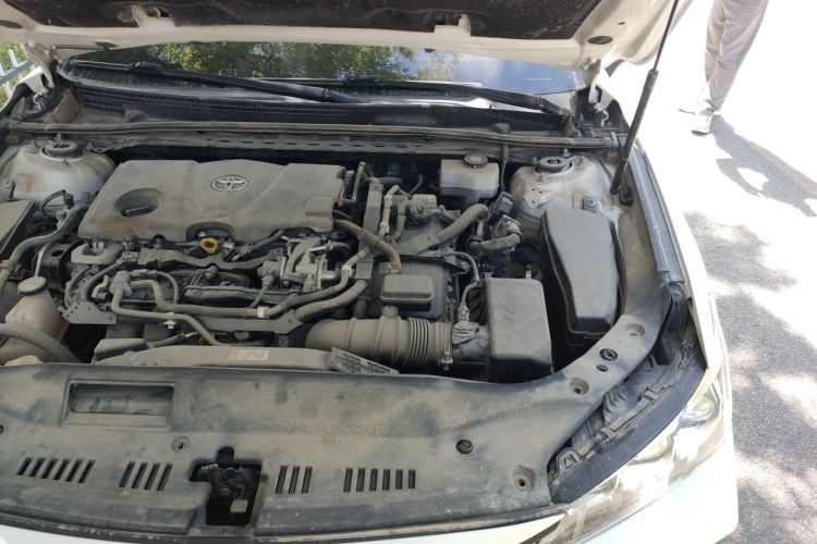 Used Toyota Avalon 2019 Dual-Engine 2.5L Luxury Edition China VI Standard Engine Bay Left