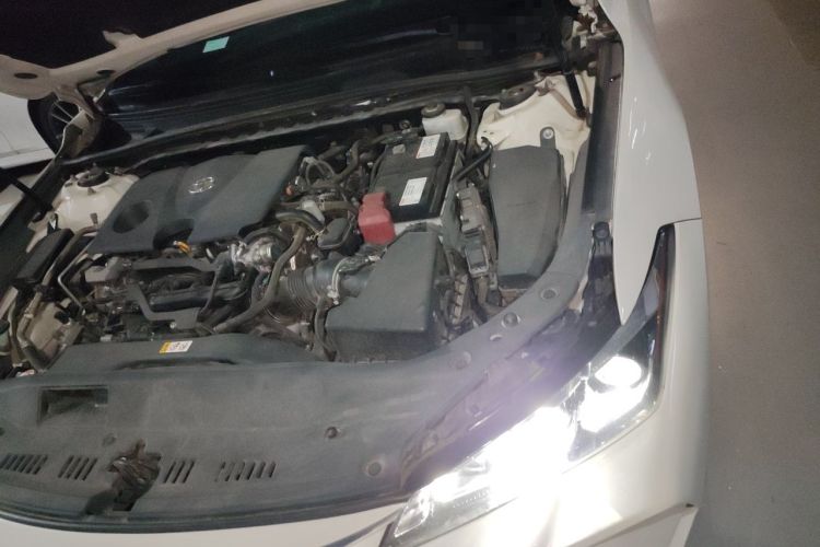 Used Toyota Avalon 2019 2.0L Luxury Edition China VI Standard Engine Bay Left