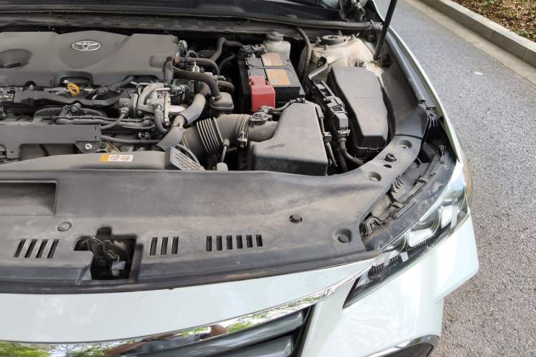 Used Toyota Avalon 2019 2.5L Ambition Version China VI Standard Engine Bay Left