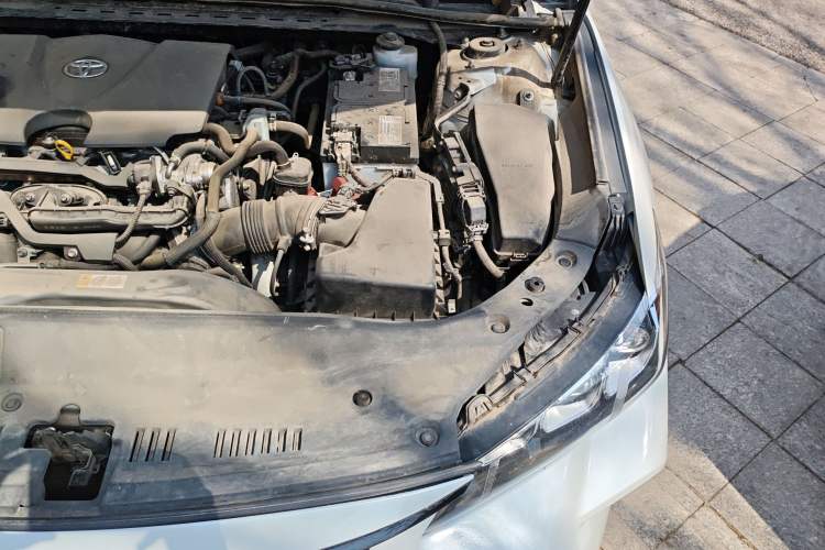 Used Toyota Avalon 2019 2.0L Luxury Edition China VI Standard Engine Bay Left