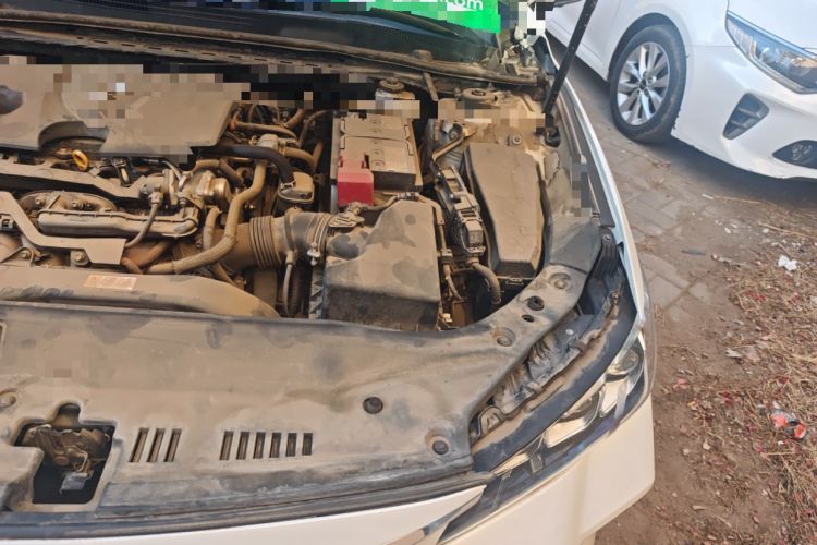 Used Toyota Avalon 2019 2.0L XLE Premium Edition China VI Engine Bay Left