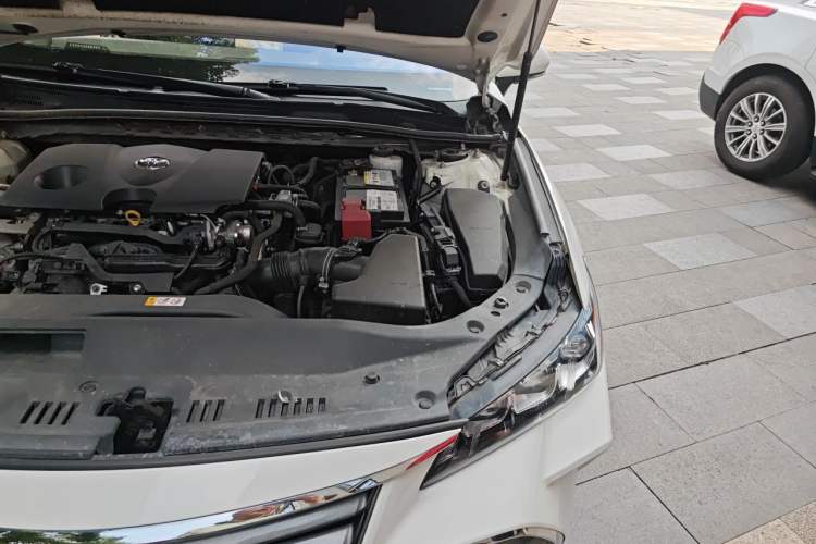 Used Toyota Avalon 2019 2.0L XLE Premium Edition China VI Engine Bay Left