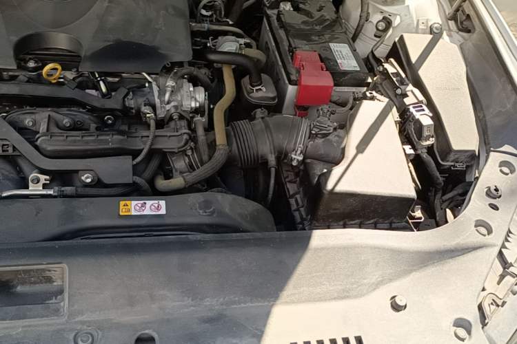 Used Toyota Avalon 2019 2.0L Luxury Edition China VI Standard Engine Bay Left
