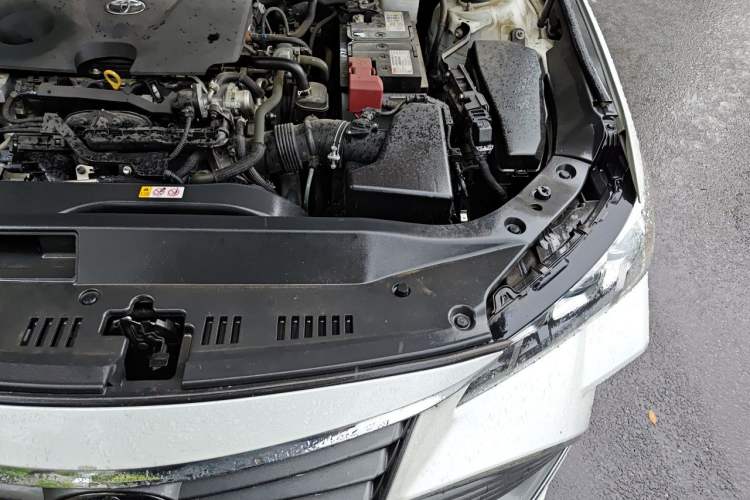 Used Toyota Avalon 2019 2.0L XLE Premium Edition China VI Engine Bay Left