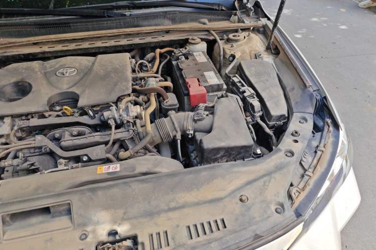 Used Toyota Avalon 2019 2.0L XLE Premium Edition China VI Engine Bay Left