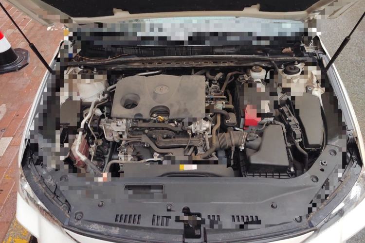 Used Toyota Avalon 2019 2.0L Luxury Edition China VI Standard Engine Bay