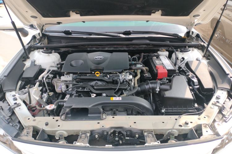 Used Toyota Avalon 2019 2.0L Luxury Edition China VI Standard Engine Bay