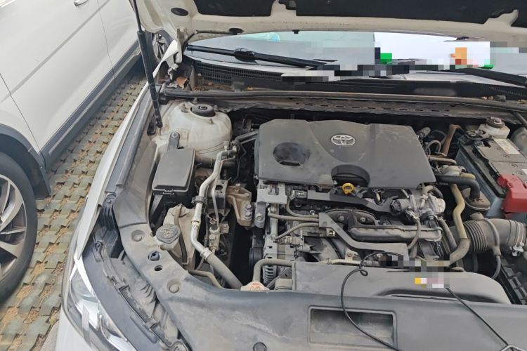 Used Toyota Avalon 2019 2.0L Luxury Edition China VI Standard Engine Bay Right