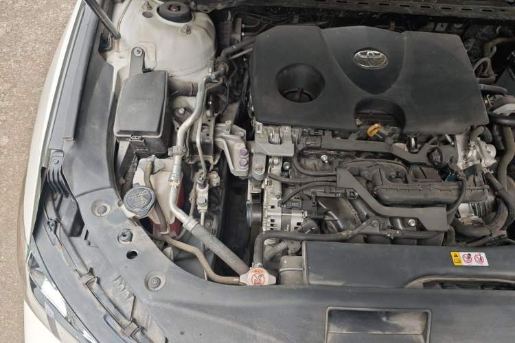 Used Toyota Avalon 2019 2.0L XLE Premium Edition China VI Engine Bay Right