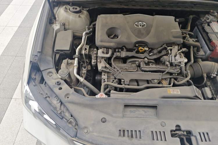Used Toyota Avalon 2019 2.5L Ambition Version China V Standard Engine Bay Right