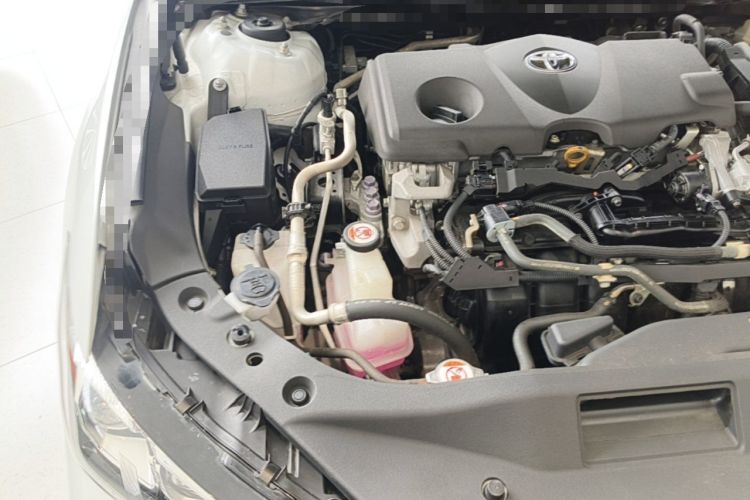 Used Toyota Avalon 2019 Dual-Engine 2.5L Luxury Edition China VI Standard Engine Bay Right