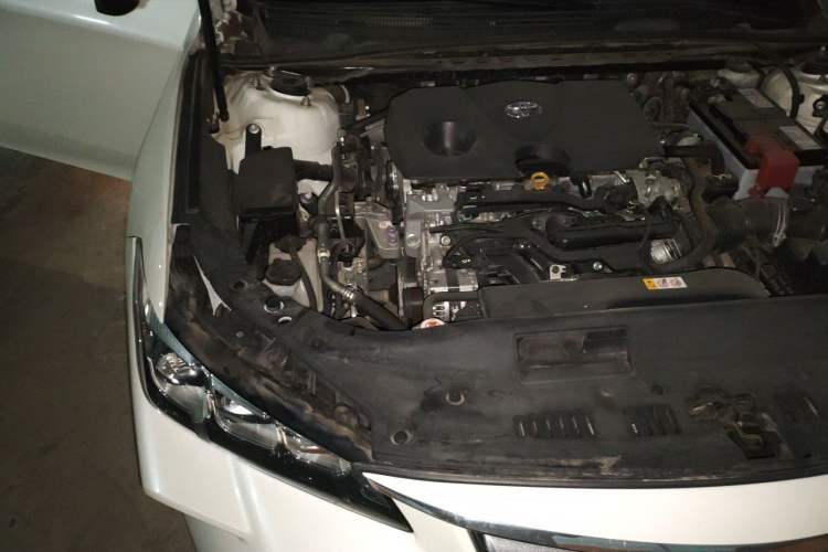 Used Toyota Avalon 2019 2.0L Luxury Edition China VI Standard Engine Bay Right