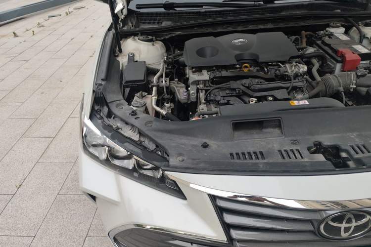 Used Toyota Avalon 2019 2.0L Luxury Edition China VI Standard Engine Bay Right