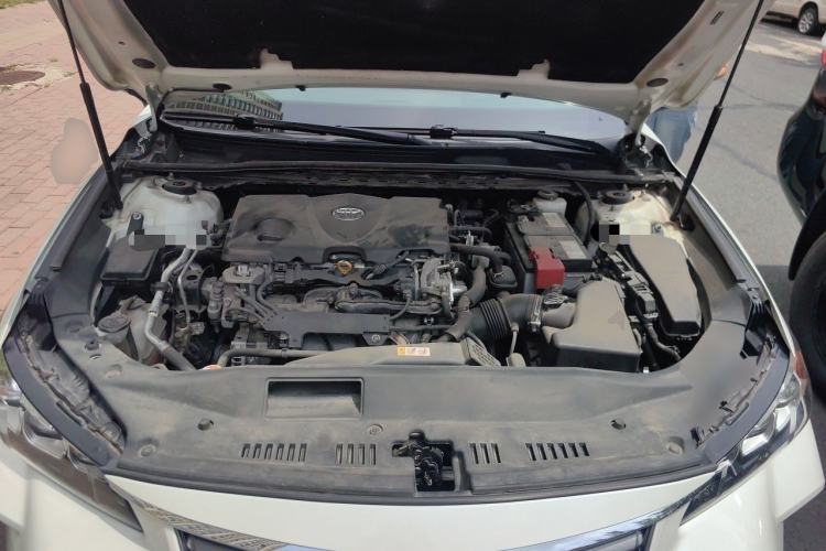 Used Toyota Avalon 2019 2.5L Ambition Version China VI Standard Engine Bay