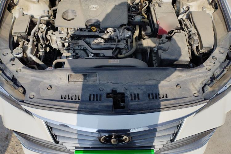 Used Toyota Avalon 2019 2.0L XLE Premium Edition China VI Engine Bay