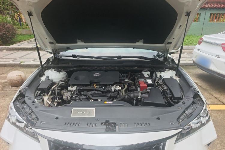 Used Toyota Avalon 2019 2.0L XLE Premium Edition China VI Engine Bay