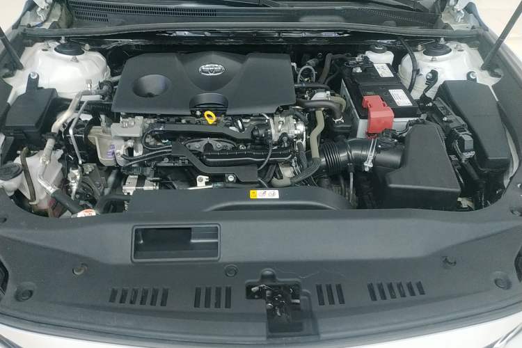 Used Toyota Avalon 2019 2.0L Ambition Edition China VI Engine Bay