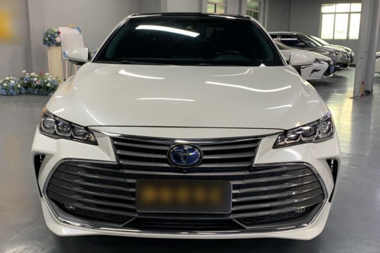 Used Toyota Avalon 2019 Dual-Engine 2.5L XLE Prestige Version China VI Standard Exterior 1