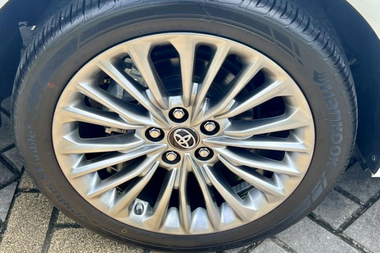 Used Toyota Avalon 2019 Dual-Engine 2.5L Limited Flagship Edition China VI Standard Exterior 10