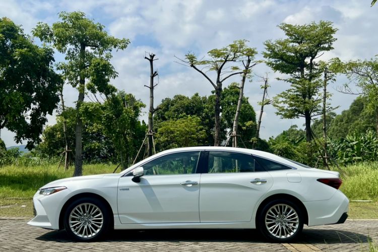 Used Toyota Avalon 2019 Dual-Engine 2.5L Limited Flagship Edition China VI Standard Exterior 15