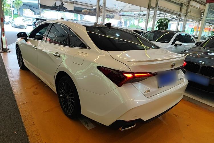 Used Toyota Avalon 2019 2.5L Touring Premium Version China VI Standard Exterior 2