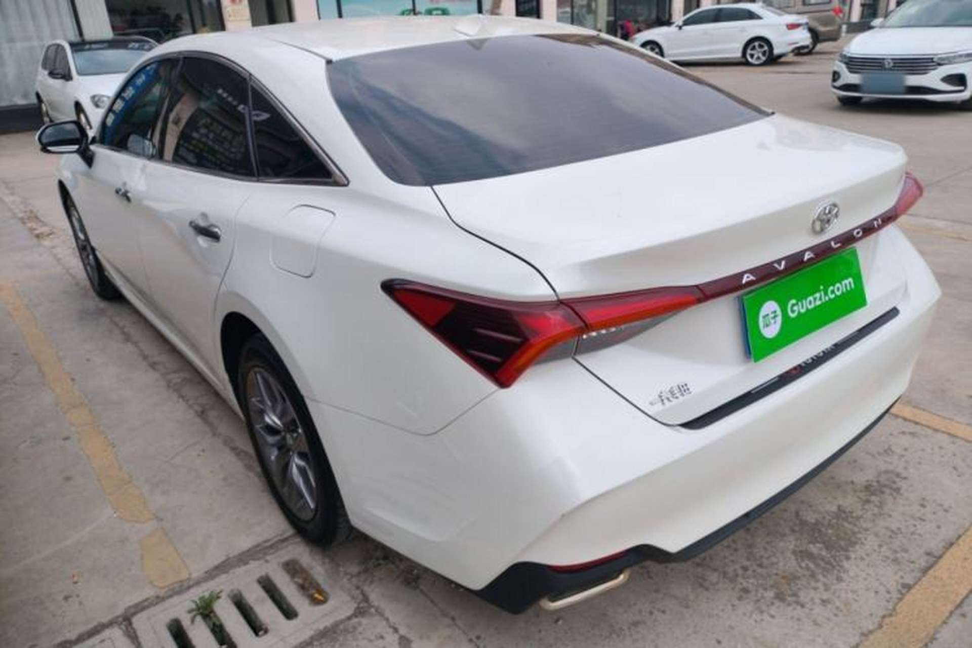 Used Toyota Avalon 2019 2.0L Luxury Edition China VI Standard Exterior 2