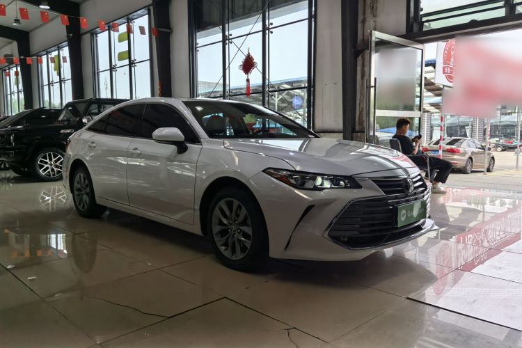 Used Toyota Avalon 2019 2.0L Ambition Edition China VI Exterior 2