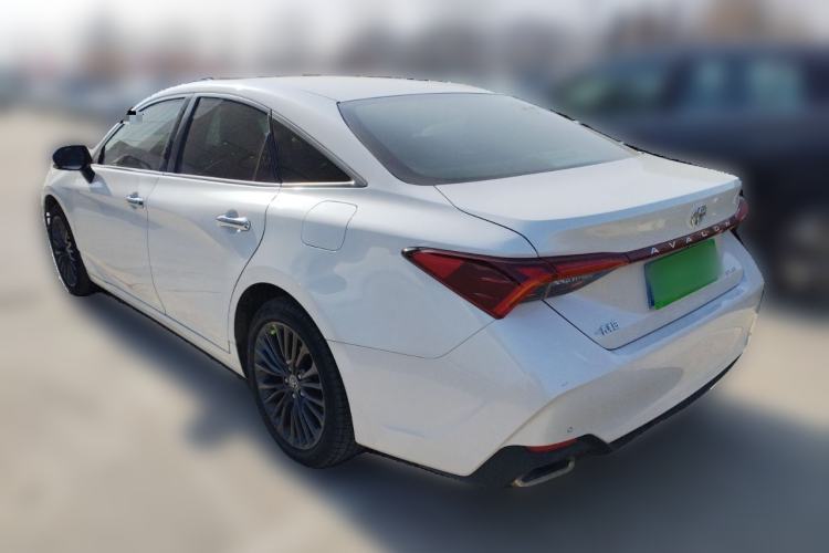 Used Toyota Avalon 2019 2.0L XLE Premium Edition China VI Exterior 2