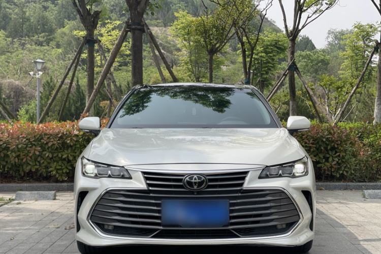 Used Toyota Avalon 2019 2.0L XLE Premium Edition China VI Exterior 3