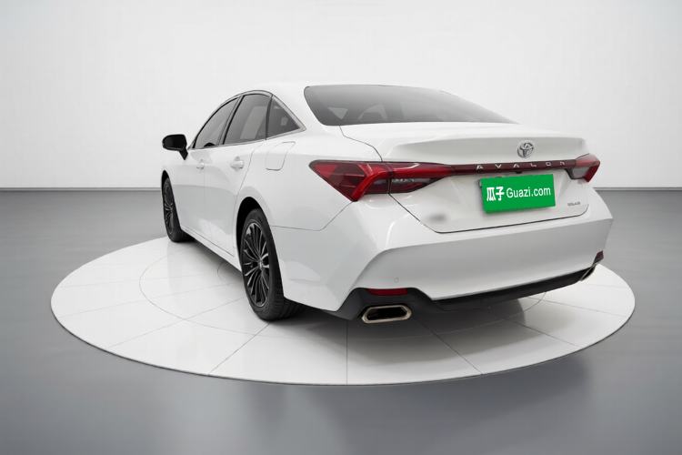 Used Toyota Avalon 2019 2.0L XLE Premium Edition China VI Exterior 3