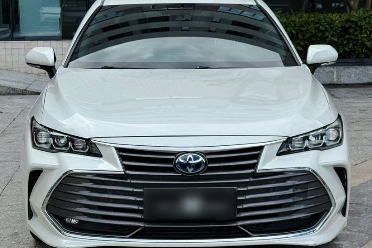 Used Toyota Avalon 2019 Dual-Engine 2.5L Luxury Edition China VI Standard Exterior 3