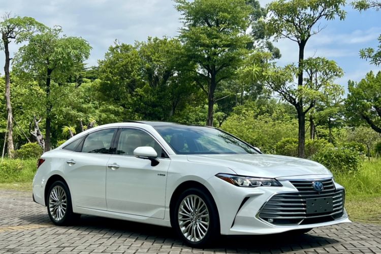 Used Toyota Avalon 2019 Dual-Engine 2.5L Limited Flagship Edition China VI Standard Exterior 4