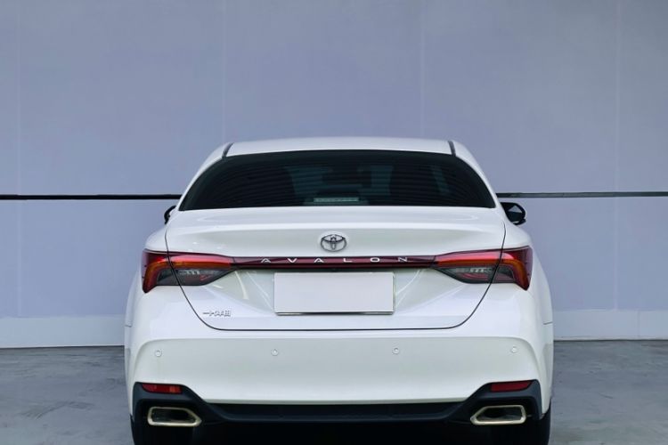 Used Toyota Avalon 2019 2.0L Luxury Edition China VI Standard Exterior 4