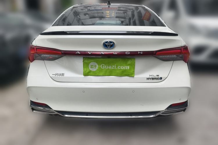 Used Toyota Avalon 2019 Dual-Engine 2.5L XLE Prestige Version China VI Standard Exterior 4