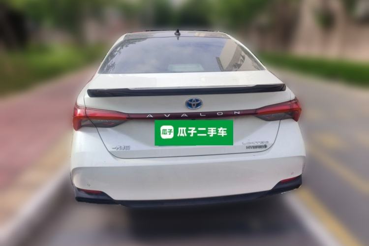 Used Toyota Avalon 2019 Dual-Engine 2.5L Limited Flagship Edition China VI Standard Exterior 4