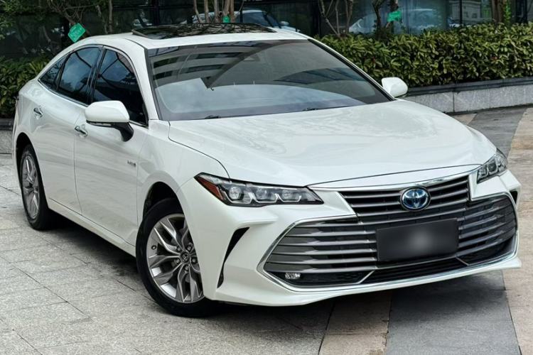 Used Toyota Avalon 2019 Dual-Engine 2.5L Luxury Edition China VI Standard Exterior 4