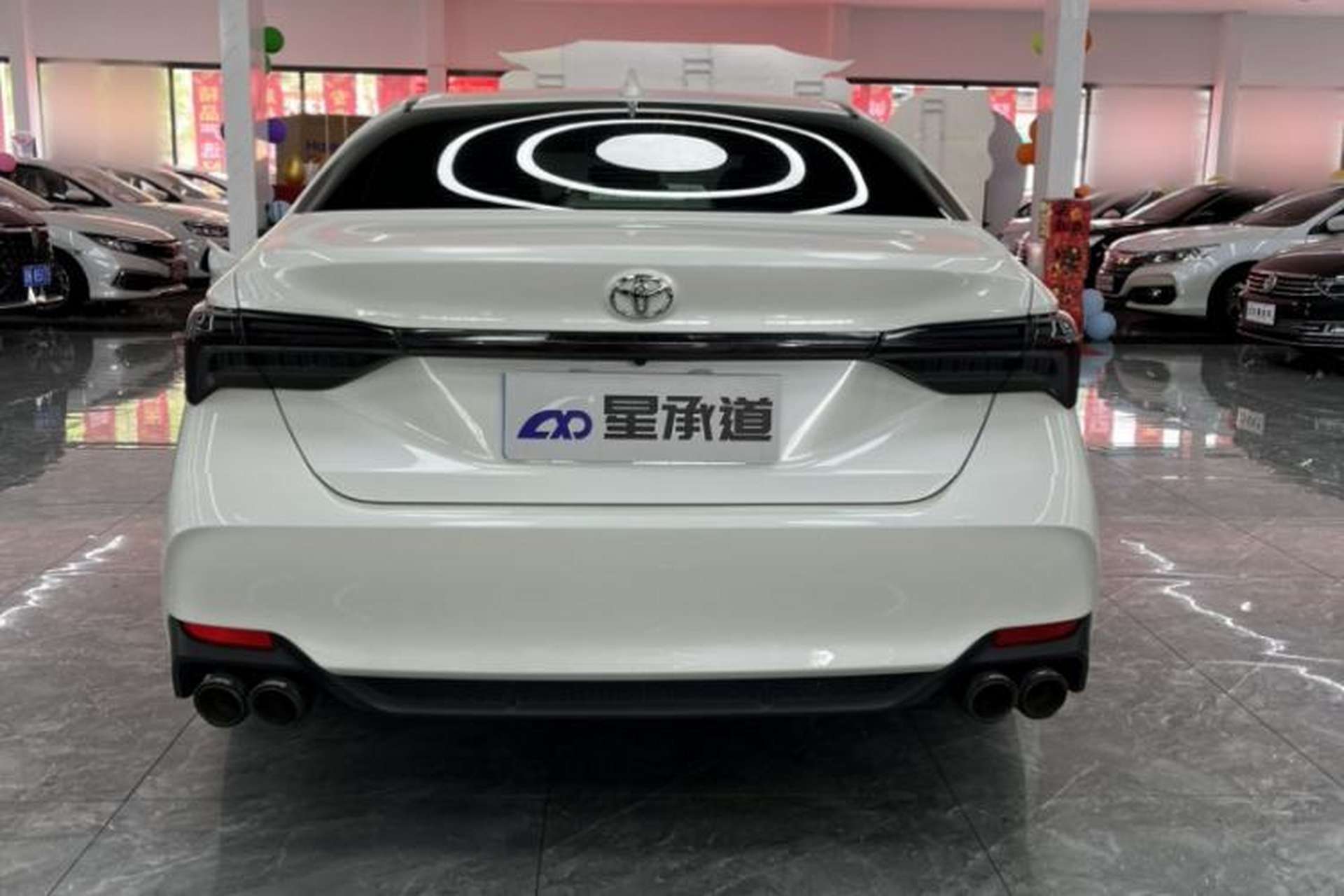 Used Toyota Avalon 2019 2.0L Luxury Edition China VI Standard Exterior 4