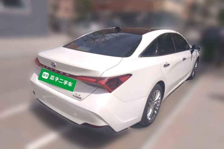 Used Toyota Avalon 2019 Dual-Engine 2.5L XLE Prestige Version China V Standard Exterior 5