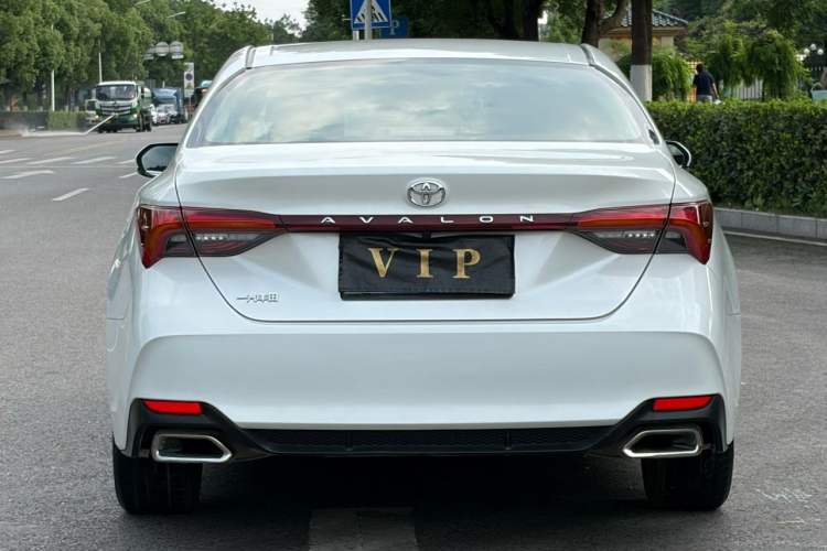 Used Toyota Avalon 2019 2.0L Ambition Edition China VI Exterior 5