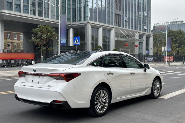 Used Toyota Avalon 2019 Dual-Engine 2.5L XLE Prestige Version China VI Standard Exterior 5