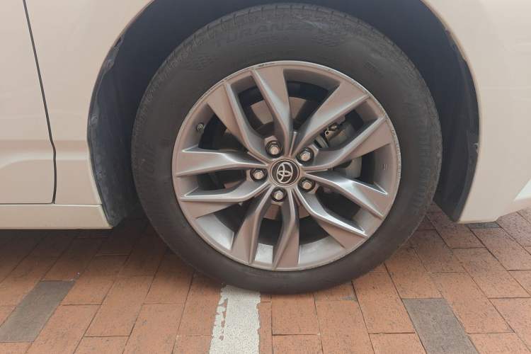 Used Toyota Avalon 2019 2.0L Luxury Edition China VI Standard Exterior 7