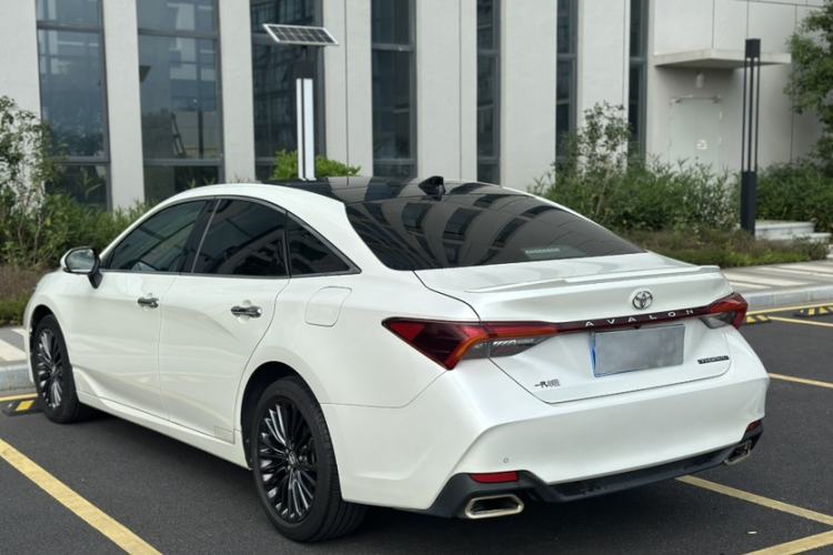 Used Toyota Avalon 2019 2.5L Touring Premium Version China VI Standard Exterior 8