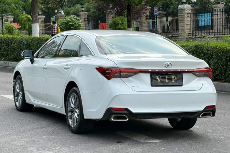 Used Toyota Avalon 2019 2.0L Ambition Edition China VI Exterior 9