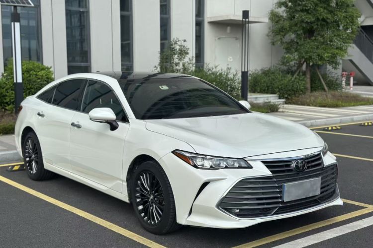 Used Toyota Avalon 2019 2.5L Touring Premium Version China VI Standard Exterior 9