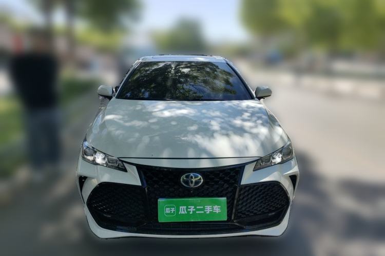 Used Toyota Avalon 2019 Dual-Engine 2.5L Luxury Edition China VI Standard Front