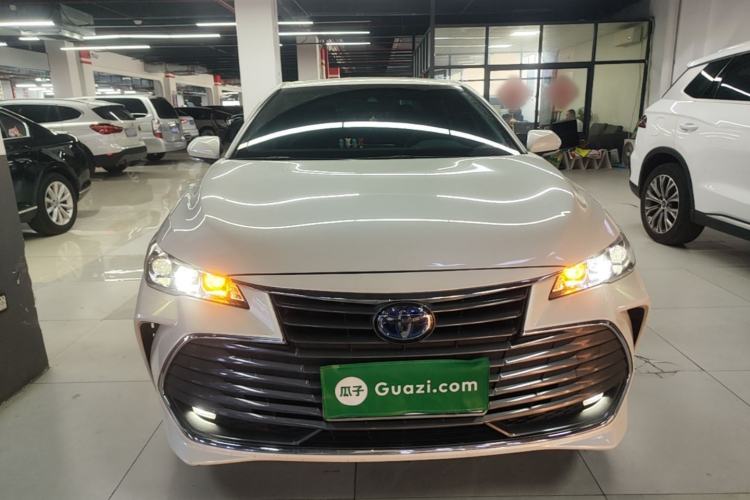 Used Toyota Avalon 2019 Dual-Engine 2.5L Luxury Edition China VI Standard Front